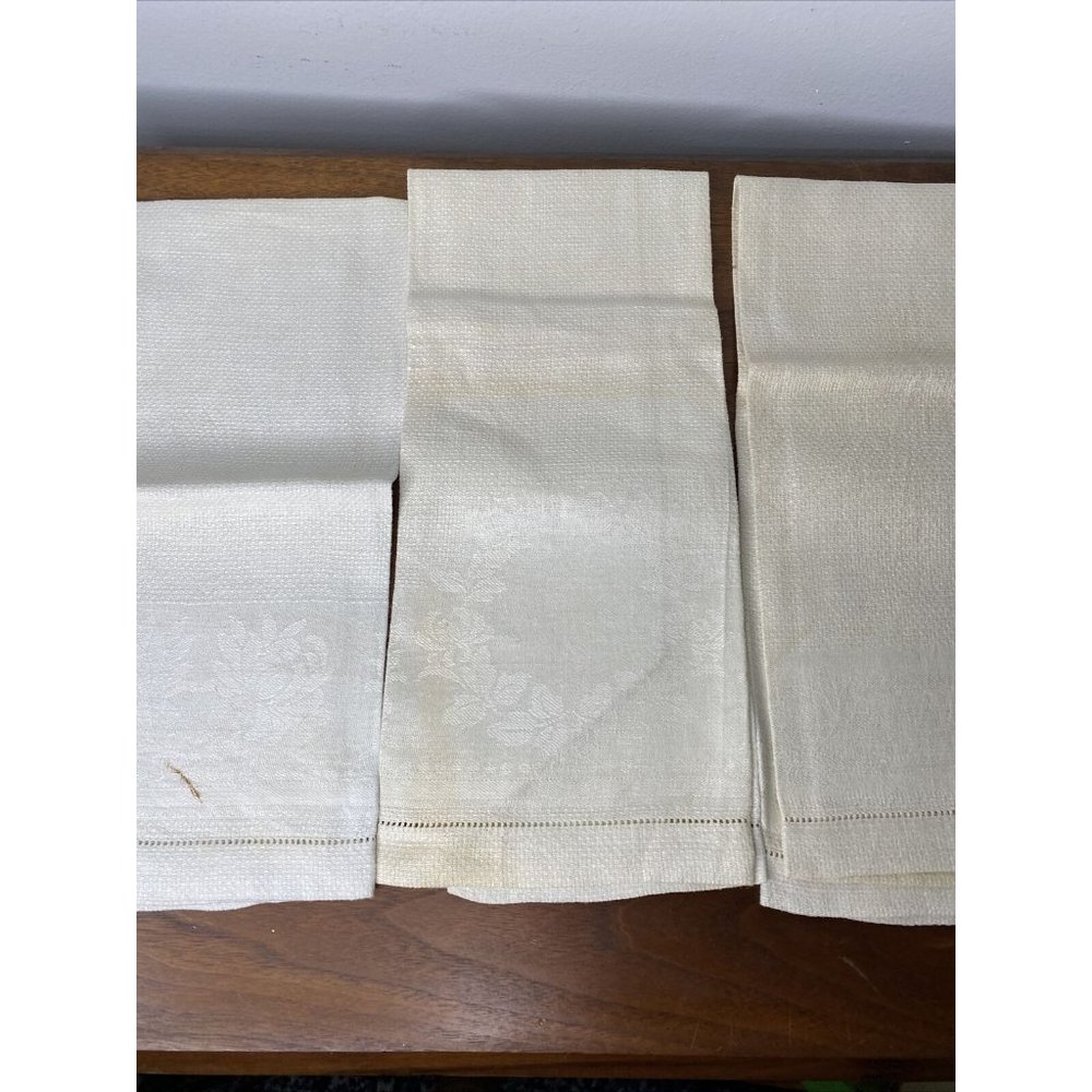 Vintage Ivory Cloth Tea Towel Bath Hand KItchen Dish Set 3 Eyelet trim Brocade
